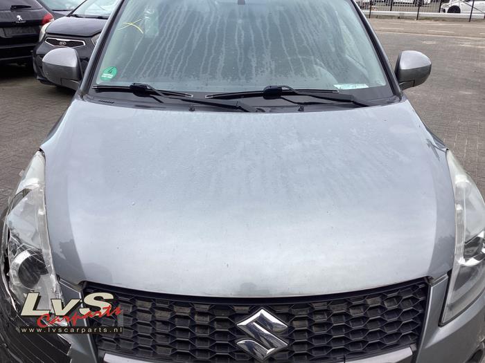 Suzuki Swift Motorkap