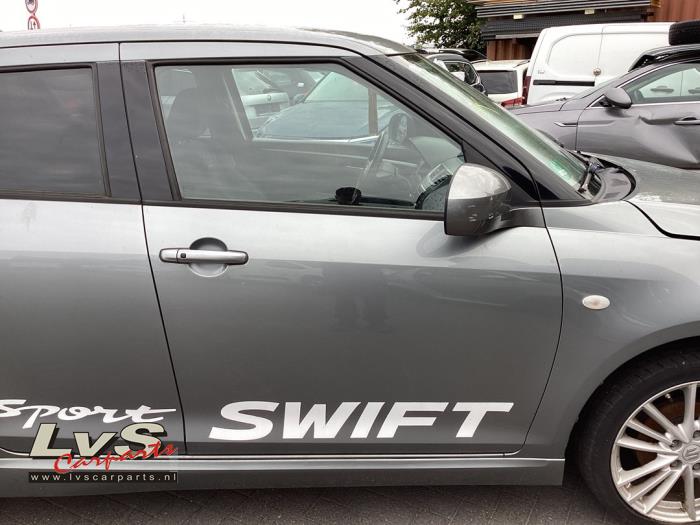 Suzuki Swift Portier 4Deurs rechts-voor