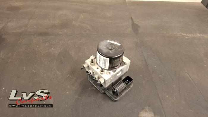 Opel Zafira ABS pump