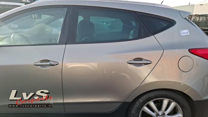 Hyundai IX35 Rear door 4-door, left