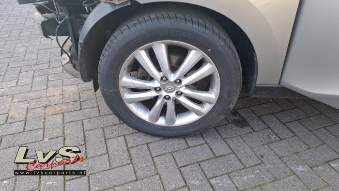 Hyundai IX35 Set of wheels + tyres