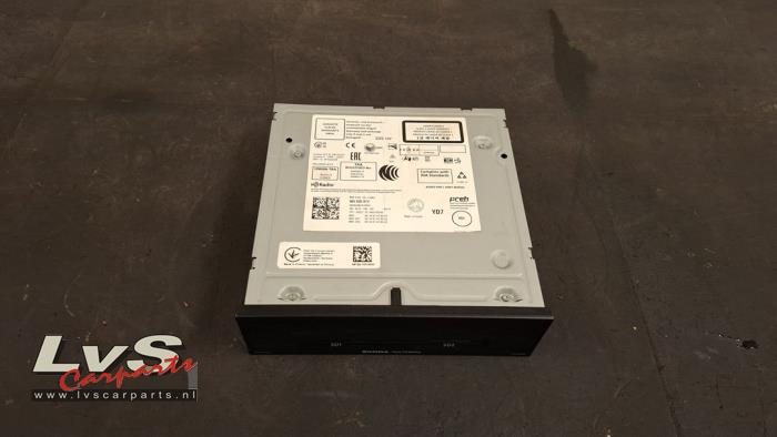 Skoda Octavia Multi-media control unit