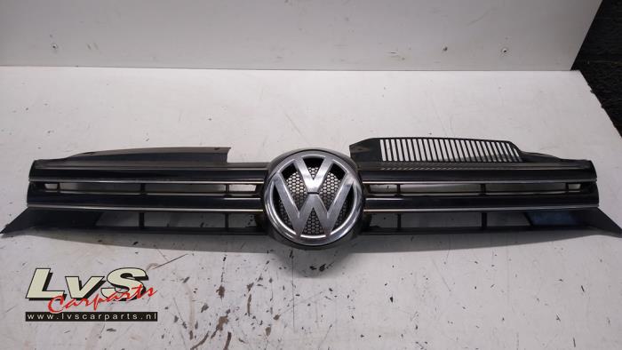 Volkswagen Golf Calandre