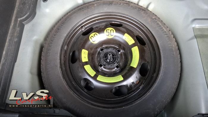 Opel Crossland X Space-saver spare wheel