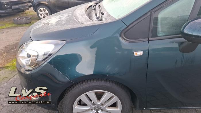 Opel Meriva Front wing, left