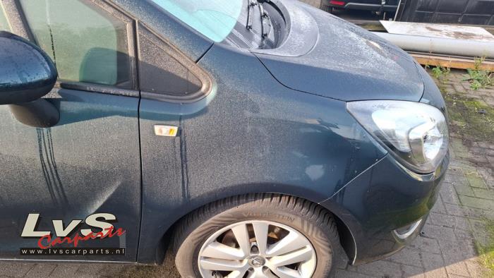 Opel Meriva Front wing, right