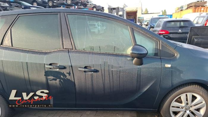 Opel Meriva Front door 4-door, right