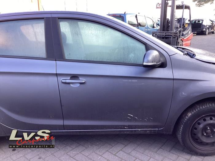 Hyundai I20 Front door 4-door, right