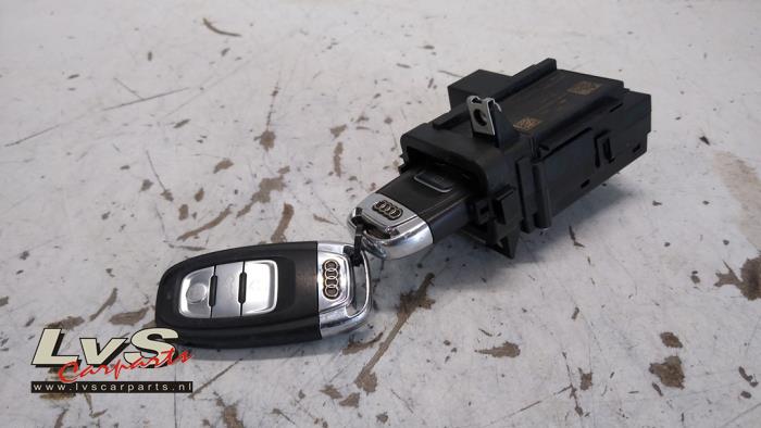 Audi A4 Kontaktslot+Sleutel
