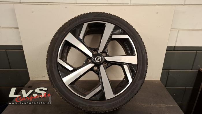 Nissan Qashqai Jante + pneumatique