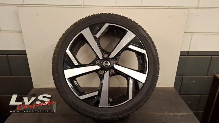 Nissan Qashqai Jante + pneumatique