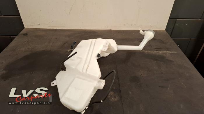 Nissan Qashqai Réservoir lave-glace avant