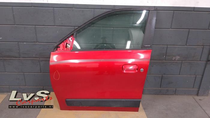 Renault Twingo Door 4-door, front left