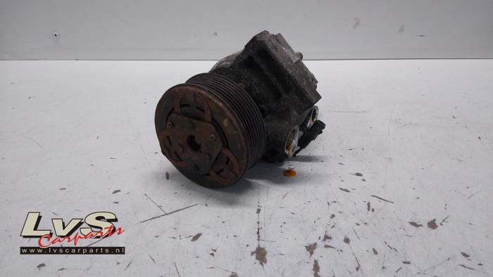 Renault Twingo Air conditioning pump