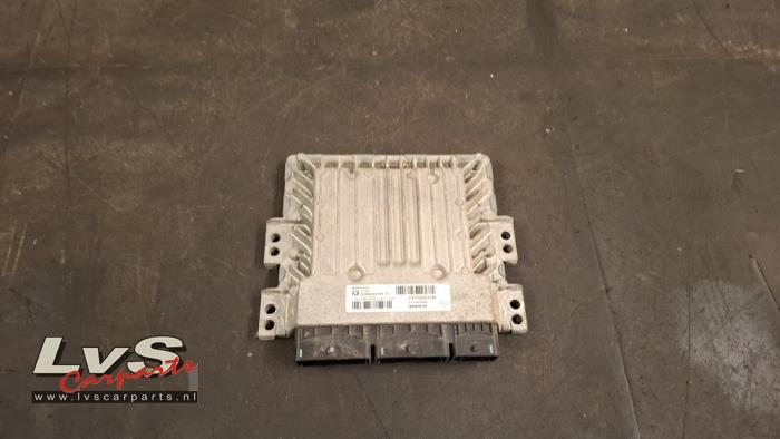 Dacia Duster Engine management computer