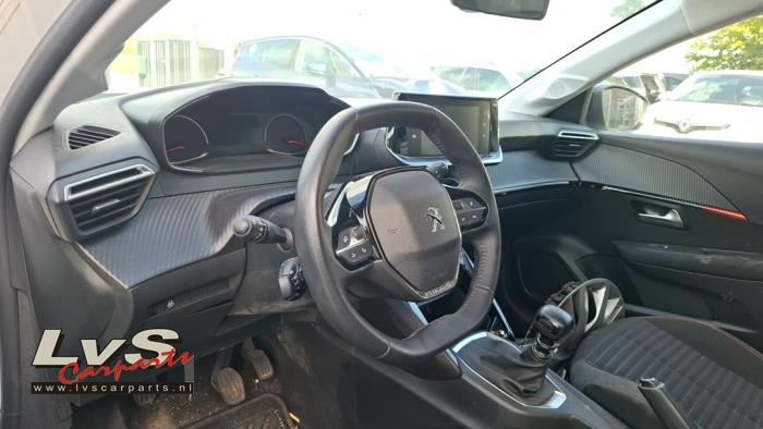 Peugeot 208 Airbag set + dashboard