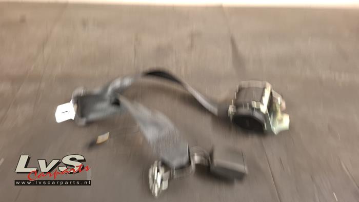 Skoda Fabia Ceinture de sécurité arrière centre