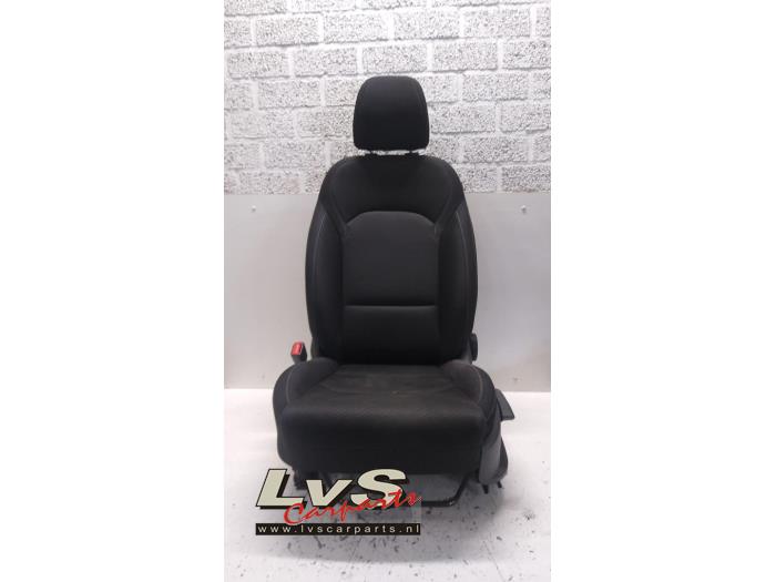 Hyundai I30 Fastback Seat, left