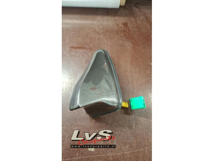 Hyundai I30 Fastback Antenna
