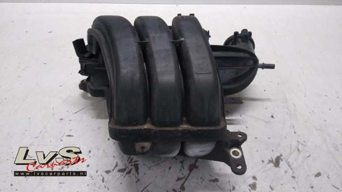 Volkswagen UP Intake manifold