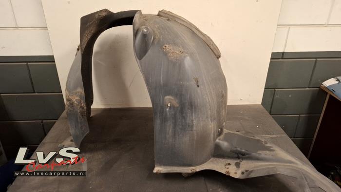 Volkswagen Tiguan Wheel arch liner