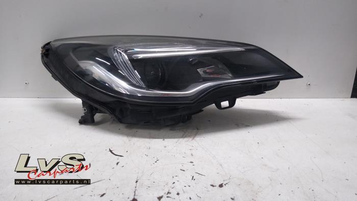 Opel Astra Headlight, right