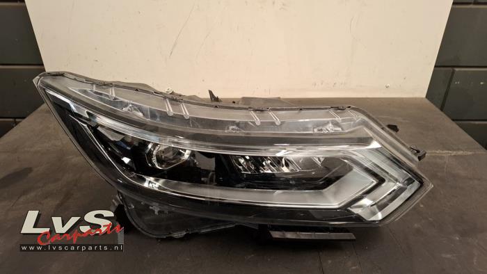 Nissan Qashqai Headlight, right