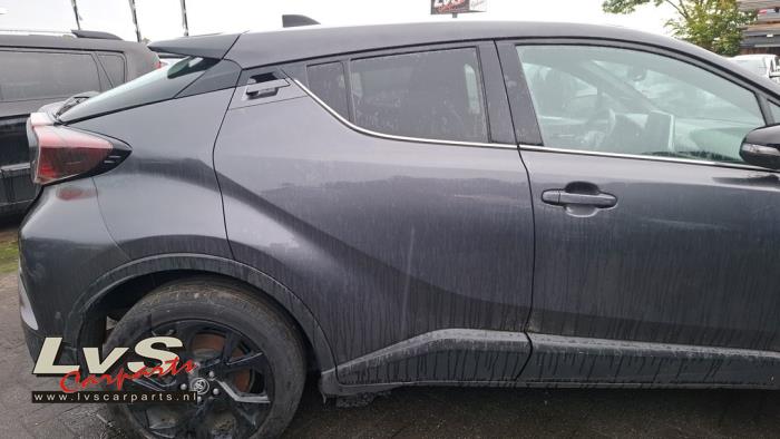 Toyota C-HR Tür 4-türig rechts hinten