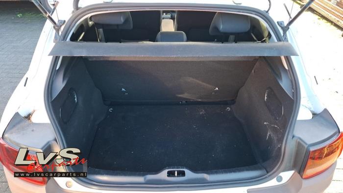 Citroen C4 Cactus Hoedenplank