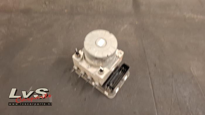 Volkswagen Golf ABS Pomp