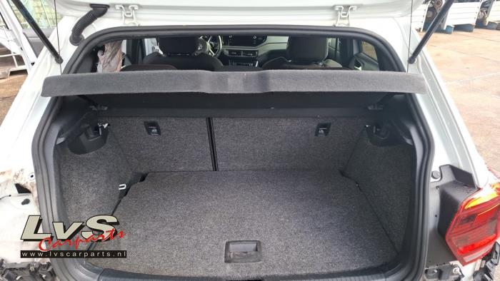 Volkswagen Polo Hoedenplank