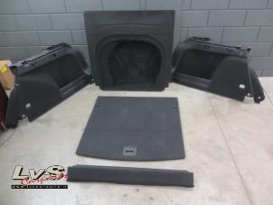 Gebruikte Bekleding bagageruimte Volkswagen Golf Prijs € 94,00 Margeregeling aangeboden door LvS Carparts