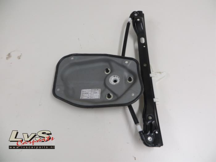 Volkswagen Golf Rear door window mechanism 4-door, right