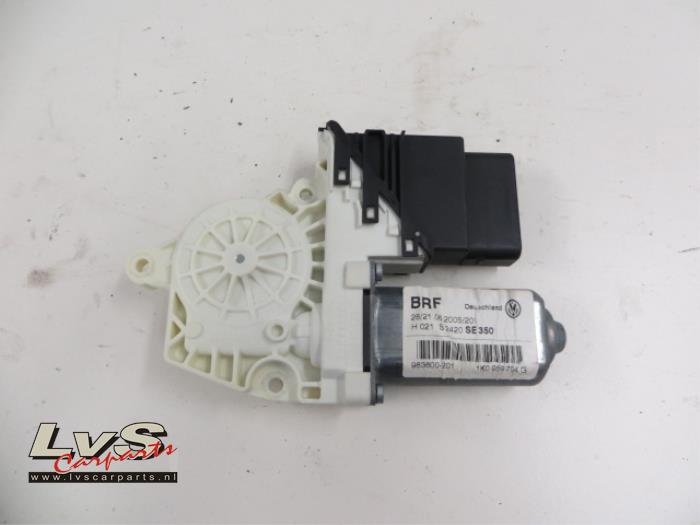 Seat Leon Door window motor