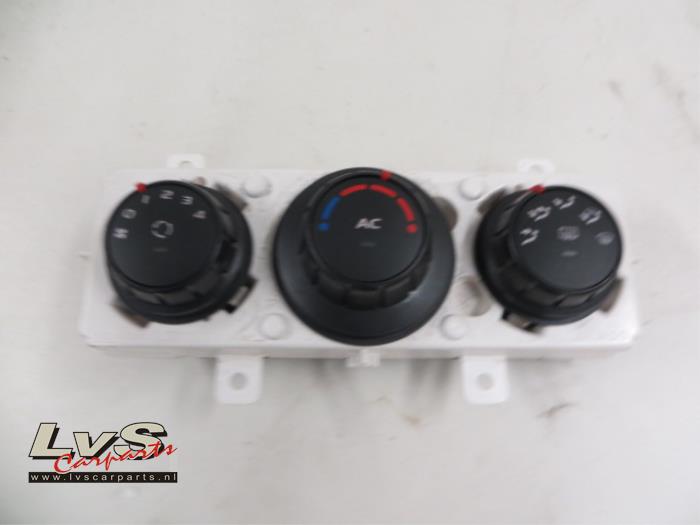 Opel Movano Air conditioning control panel