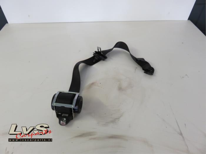 Opel Corsa Rear seatbelt, left