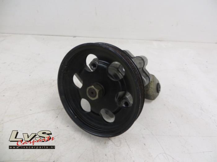 Peugeot 106 Power steering pump