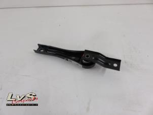 Gebruikte Motorsteun Volkswagen Touran (5T1) 2.0 TDI 110 Prijs € 13,00 Margeregeling aangeboden door LvS Carparts