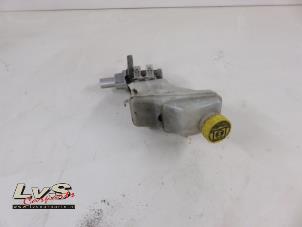 Gebruikte Hoofdremcilinder Alfa Romeo MiTo (955) 1.4 TB 16V Prijs € 8,00 Margeregeling aangeboden door LvS Carparts