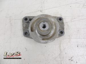 Gebruikte Motorsteun Volkswagen Up! (121) e-Up! Prijs € 13,00 Margeregeling aangeboden door LvS Carparts