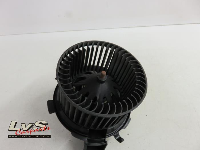 Peugeot 206 Heating and ventilation fan motor