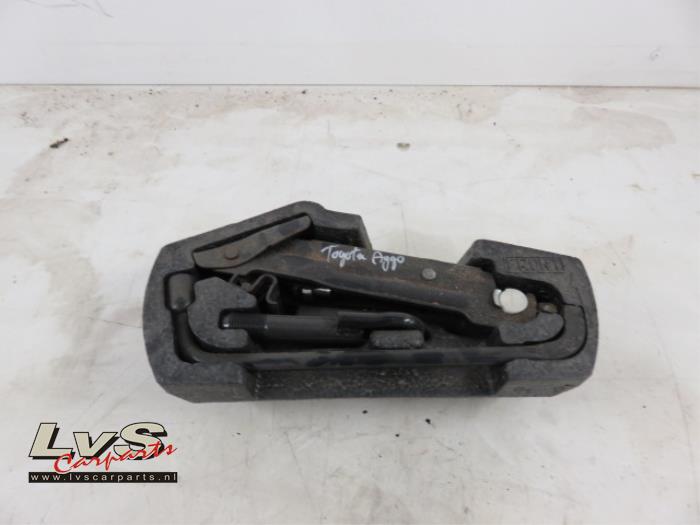Toyota Aygo Kit d'outils