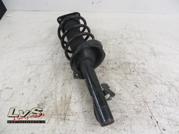 Mazda 5. Front shock absorber, right