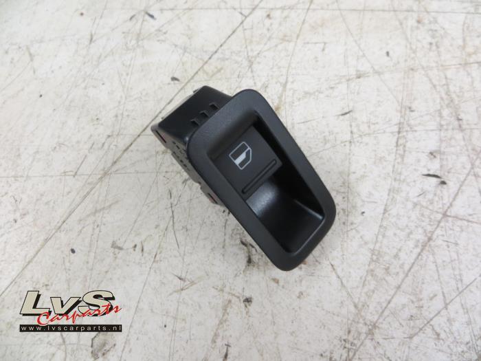 Volkswagen Polo Electric window switch