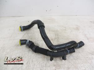 Gebruikte Radiateurslang Volkswagen Polo V (6R) Prijs € 24,00 Margeregeling aangeboden door LvS Carparts