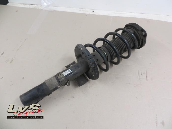Volkswagen Polo Front shock absorber, right