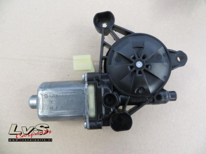 Volkswagen Touran Door window motor