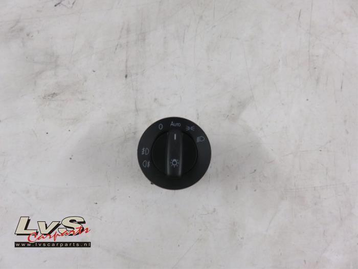 Volkswagen Golf Light switch