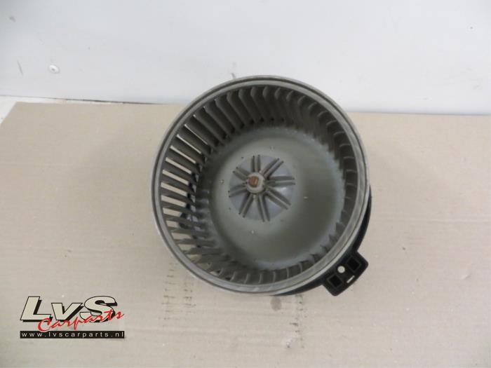 Mercedes ML-Klasse Heating and ventilation fan motor