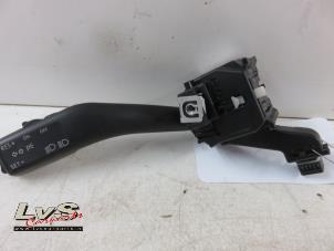 Gebruikte Ruitenwis Schakelaar Volkswagen Touran (1T1/T2) Prijs € 29,00 Margeregeling aangeboden door LvS Carparts